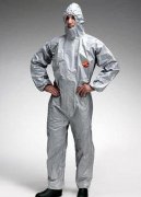 <b>无纺布防护用品：化工防护服着装要求及步骤</b>